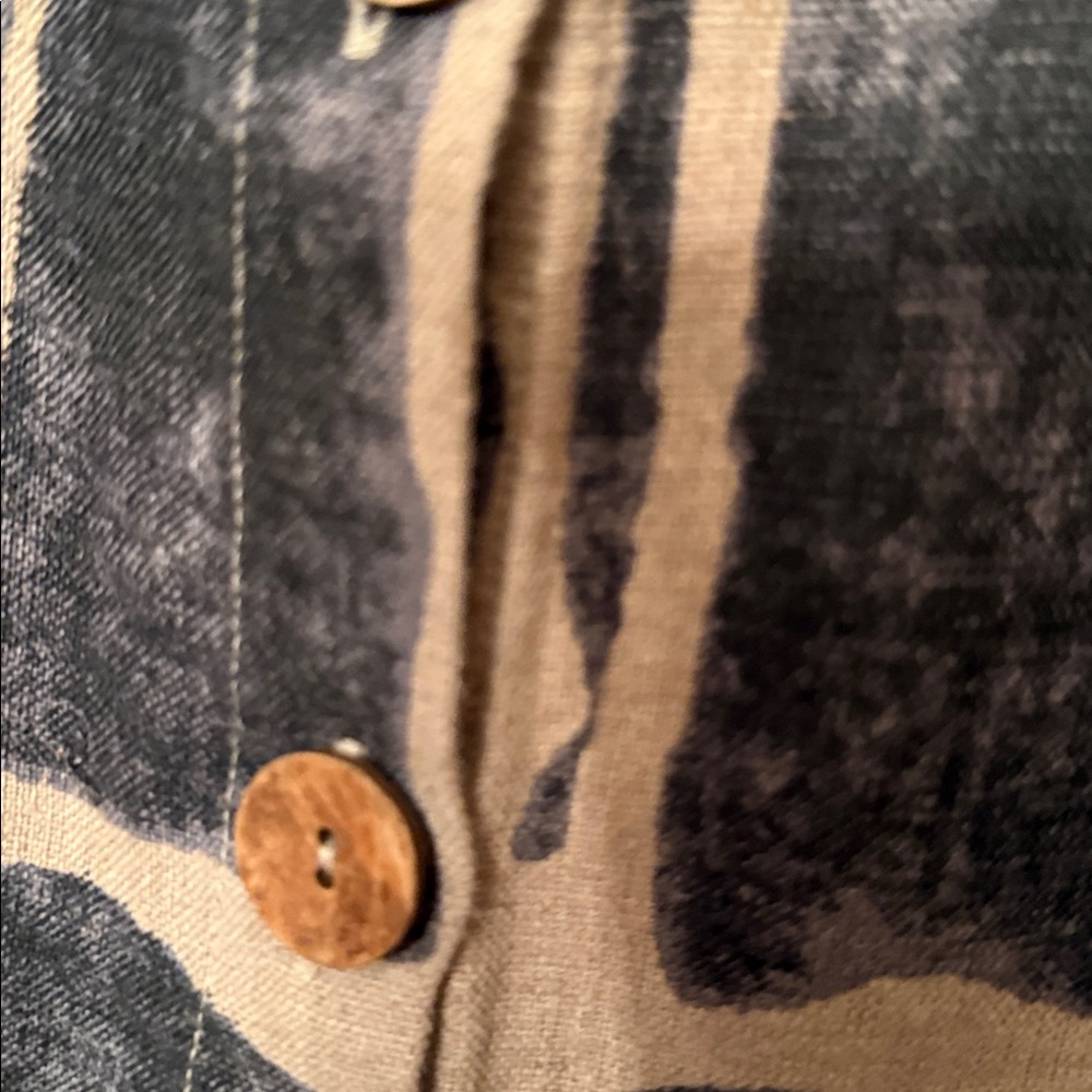 Paper laceBlack and Gray Patterned Button-Up Dress - Picture 6 of 7